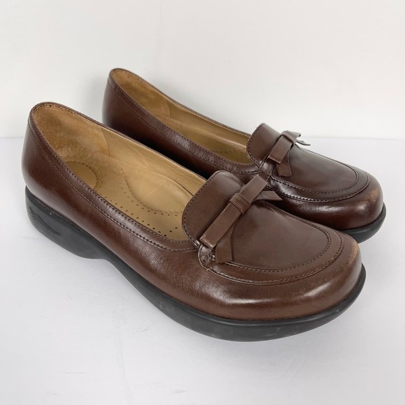 Dansko Shoes - Dankso Danielle Womens EU 40 US 9.5 Brown Leather Loafers Bow Slip On Round Toe